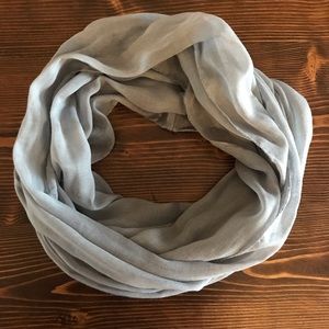 🧣3 for $10🧣Gray Lightweight Infinity Scarf